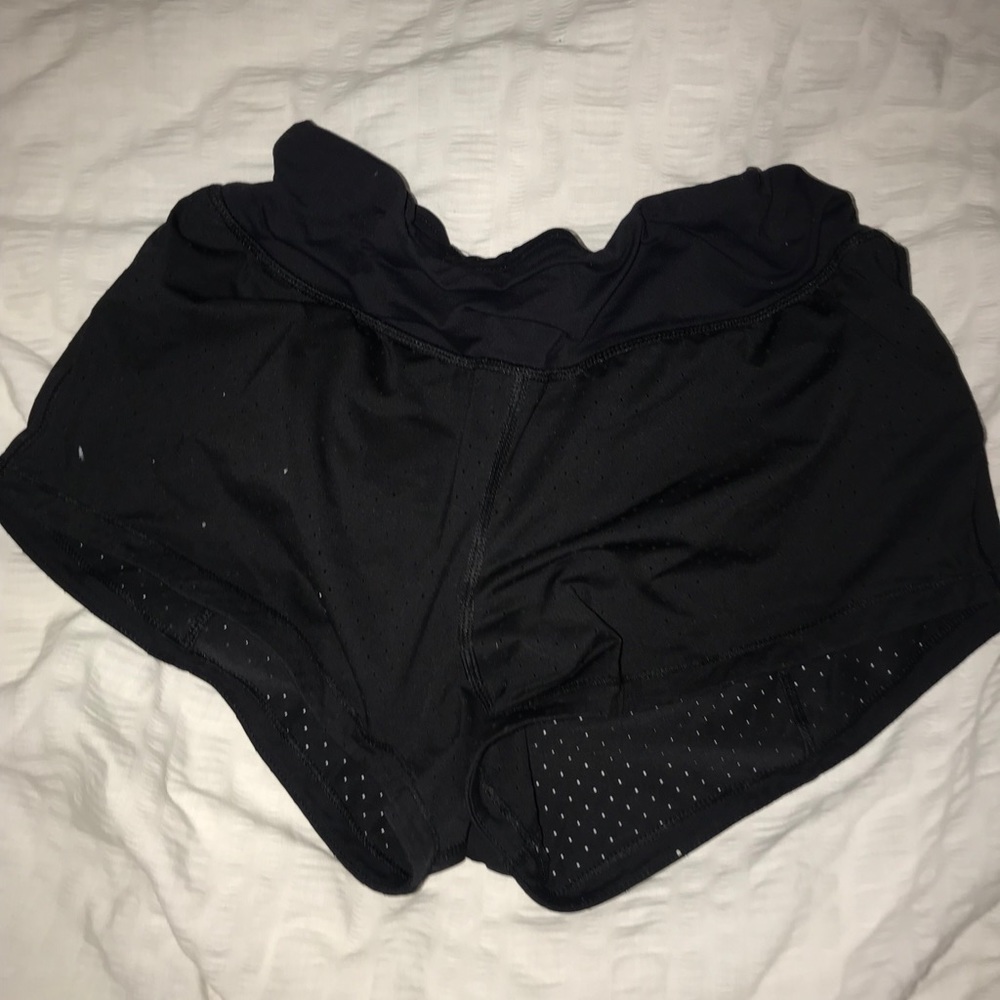 🍋LULULEMON MESH SHORTS🍋